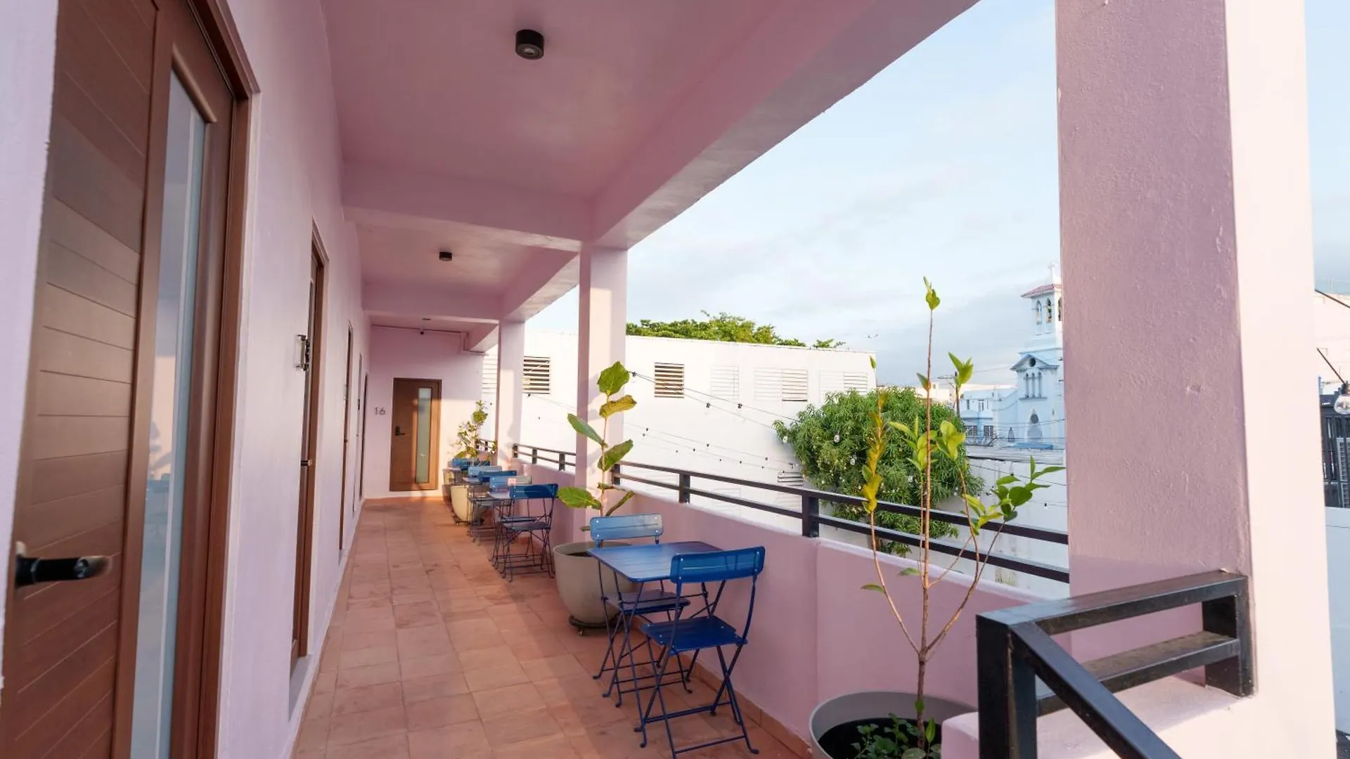 Room 14 Chill City Veranda Near Miramar San Juan