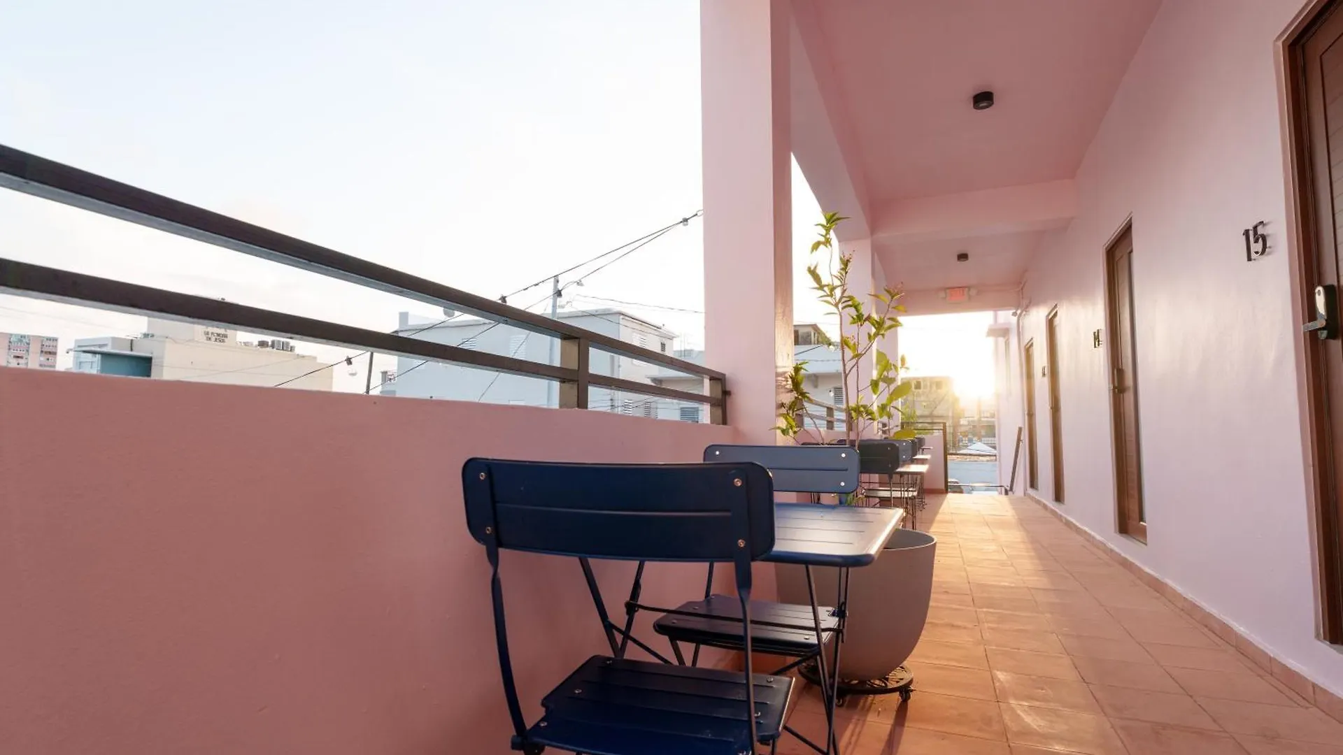 Hotel Room 14 Chill City Veranda Near Miramar San Juan
